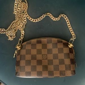 Authentic Louis Vuitton Damier Ebene Pouch Crossbody